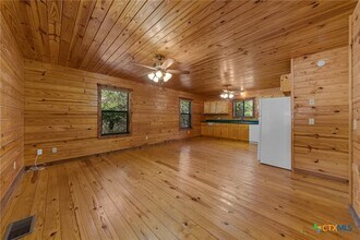 1466 Bonnyview Dr in Canyon Lake, TX - Building Photo - Building Photo