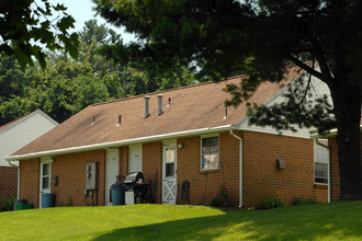 Brooke Estates in Birdsboro, PA - Building Photo - Building Photo