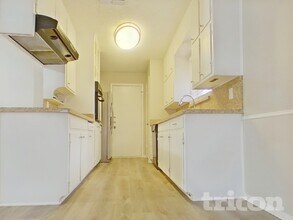 6212 Douglas Dr in Watauga, TX - Building Photo - Building Photo