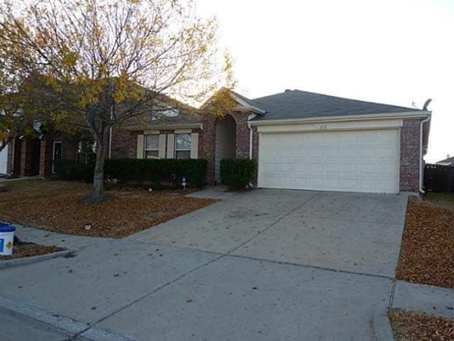 111 Waterford Dr in Wylie, TX - Foto de edificio - Building Photo