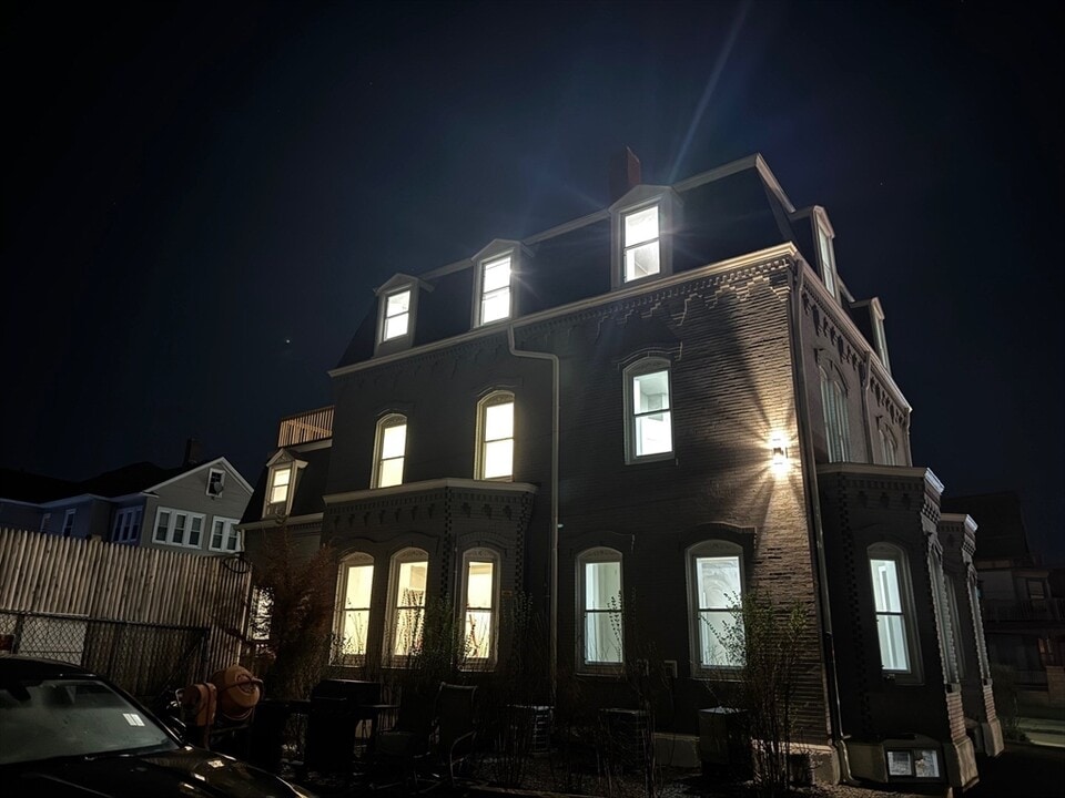 589 Haverhill St in Lawrence, MA - Building Photo