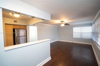 1527 Jackson St in Hollywood, FL - Building Photo - Building Photo