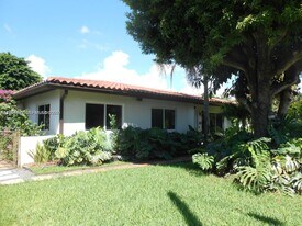9530 NW 1st Ave in Miami Shores, FL - Building Photo
