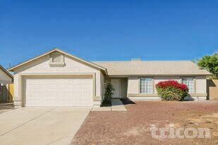 9510 E Flanders Rd in Mesa, AZ - Building Photo