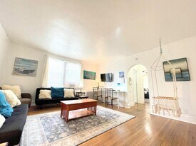 6649 Berthold Ave in St. Louis, MO - Building Photo