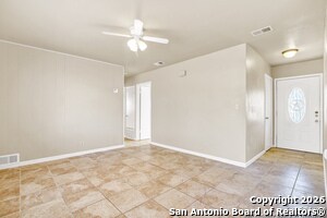 6711 Spring Hollow St in San Antonio, TX - Building Photo - Building Photo