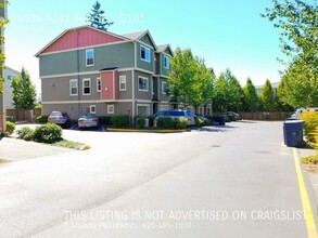 14924 41st Ave SE-Unit -D101 in Bothell, WA - Building Photo - Building Photo