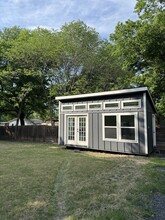 1142 Eleanor St in Austin, TX - Building Photo - Building Photo