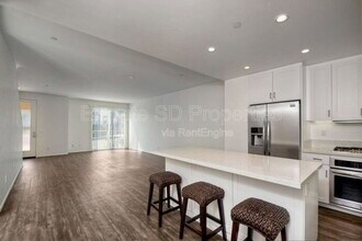 2884 C St in San Diego, CA - Building Photo - Building Photo