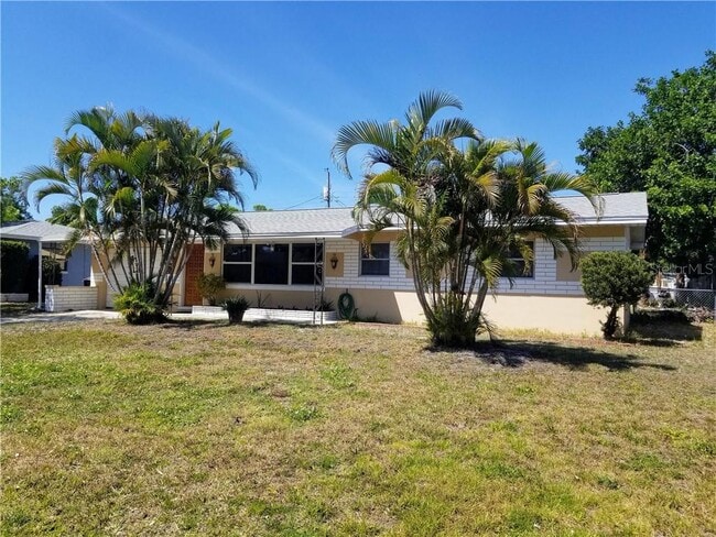 6731 31st Terrace N in St. Petersburg, FL - Building Photo - Building Photo