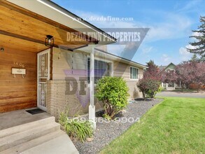 1406-1408 S Cedar St in Spokane, WA - Building Photo - Building Photo