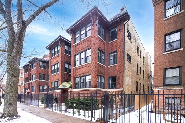 924-928 W Agatite Ave in Chicago, IL - Building Photo - Building Photo