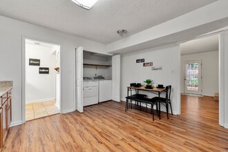 5018 Bell Dr SE in Smyrna, GA - Foto de edificio - Building Photo