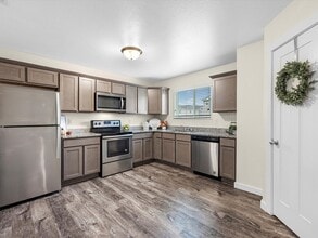 21155 Gosling Rd, Unit 30-D in Spring, TX - Building Photo - Building Photo