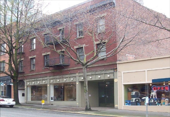 Guiry Schillestad Building in Seattle, WA - Foto de edificio - Building Photo