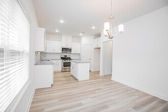 4307 SW Bison St in Bentonville, AR - Building Photo - Building Photo