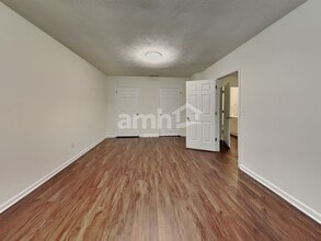 541 Clyde Dr in Winston-Salem, NC - Building Photo - Building Photo