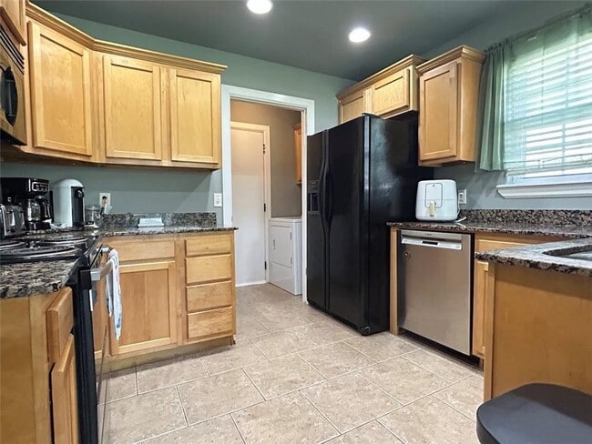 4054 W Olive Tree Dr in Fayetteville, AR - Building Photo - Building Photo