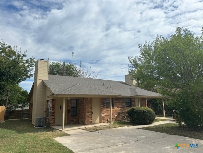 1713 Mona Dr in Killeen, TX - Building Photo - Building Photo