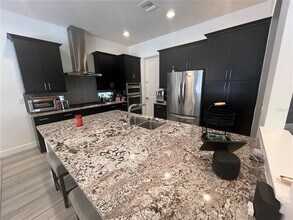 7689 Toscana Blvd in Orlando, FL - Building Photo - Building Photo