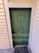 8555 E Fairmount Dr in Denver, CO - Building Photo - Building Photo