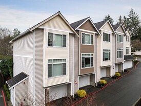 Sedona Townhomes in Renton, WA - Building Photo