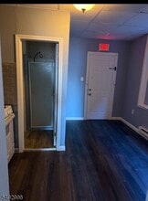 65 Victoria Ave in Newark, NJ - Building Photo - Building Photo