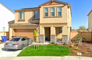 8807 Spencerport Dr in Sacramento, CA - Building Photo