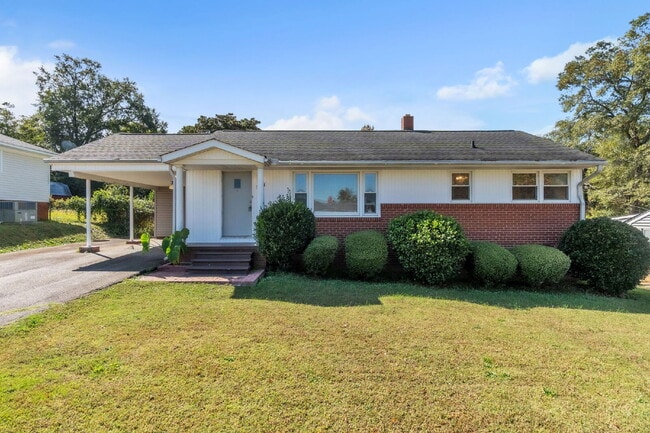 711 Spring Hill Ave in Spartanburg, SC - Building Photo - Building Photo