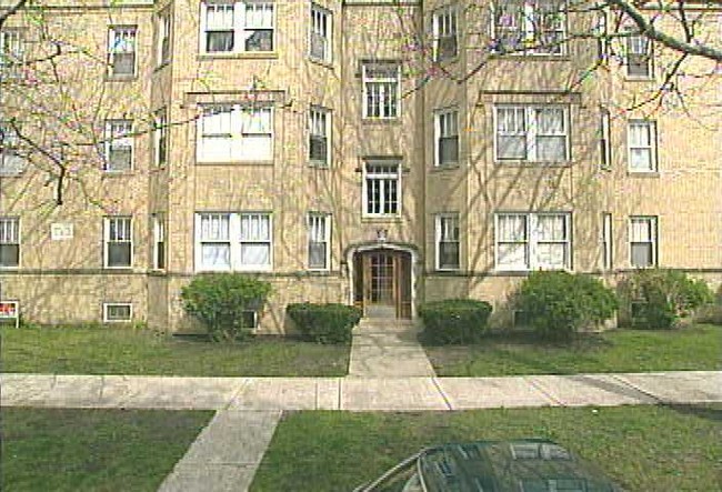 5853-5859 N Artesian Ave in Chicago, IL - Building Photo - Building Photo