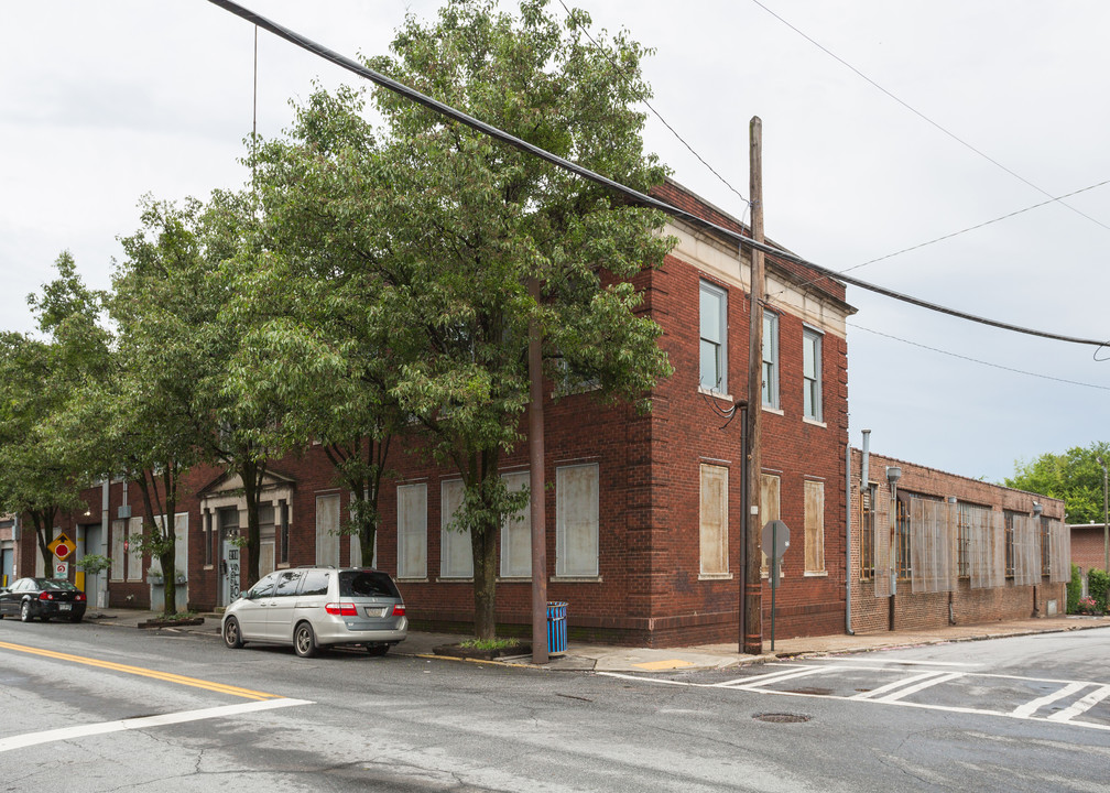 Fairside Lofts in Atlanta, GA - Building Photo