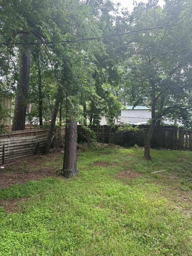 property at 20183 Lakeway Ln