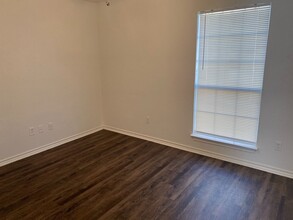 701 Miracle Ln in Cleburne, TX - Building Photo - Building Photo