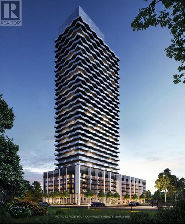 36-TH136 Zorra St in Toronto, ON - Building Photo