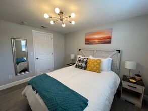 607 Lyndhurst St, Unit 607 in Dunedin, FL - Building Photo - Building Photo