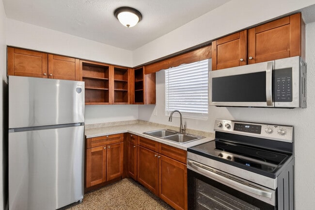 property at 58 W 27th St