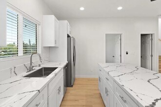 5141 Ewing St in San Diego, CA - Building Photo - Building Photo