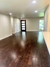 6905 Arboreal Dr in Dallas, TX - Building Photo - Building Photo