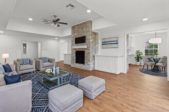 10930 Bob White Dr in Houston, TX - Building Photo - Building Photo