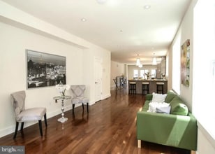 811-818 8th St NE in Washington, DC - Building Photo - Building Photo