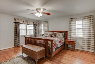 2324 N 50th St in Waco, TX - Building Photo - Building Photo