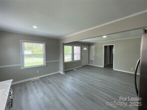 1607 Russell Ave in Charlotte, NC - Building Photo - Building Photo