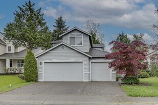 25013 SE 41st Dr in Issaquah, WA - Building Photo