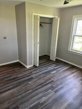 6921 Milestrip Rd in Orchard Park, NY - Foto de edificio - Building Photo