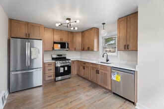 2404 14th Ave in Broadview, IL - Building Photo - Building Photo