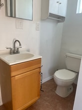 33 Twilight St in Placentia, CA - Building Photo - Building Photo