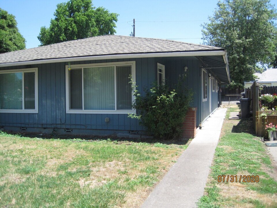 528-530 Marie St in Medford, OR - Building Photo