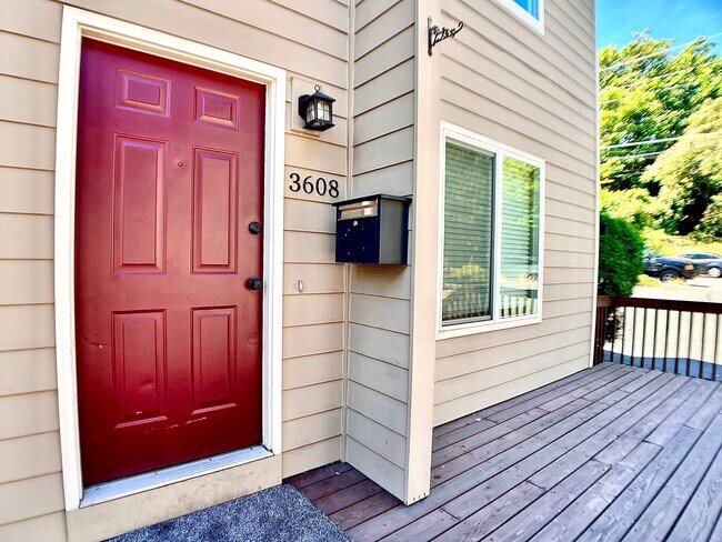 3608 S Kelly Ave in Portland, OR - Building Photo - Building Photo