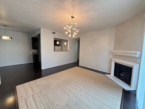 2811 W Ave K 12 in Lancaster, CA - Building Photo - Building Photo