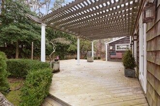 22 Maidstone Dr in Amagansett, NY - Building Photo - Building Photo